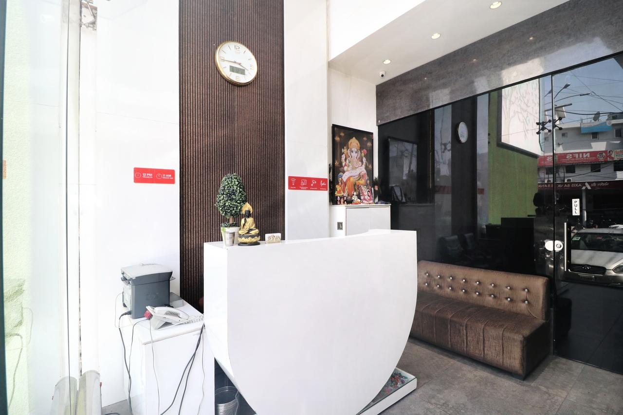 Oyo 14829 Hotel J Cruise Ludhiana Bagian luar foto
