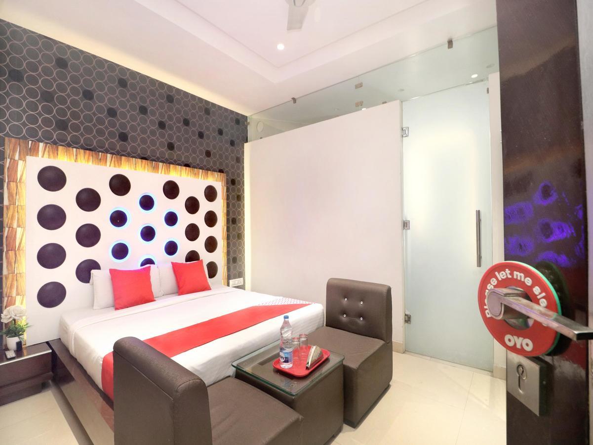 Oyo 14829 Hotel J Cruise Ludhiana Bagian luar foto