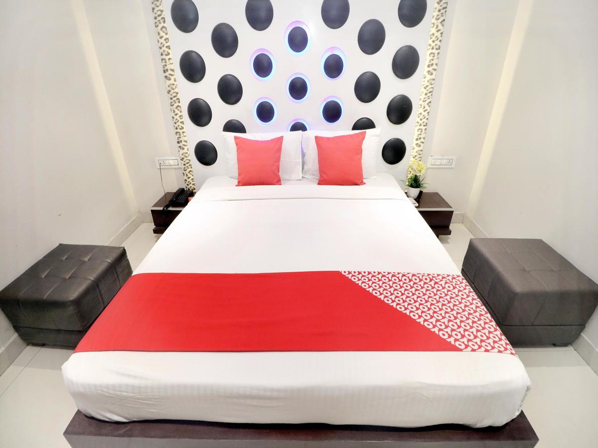 Oyo 14829 Hotel J Cruise Ludhiana Bagian luar foto