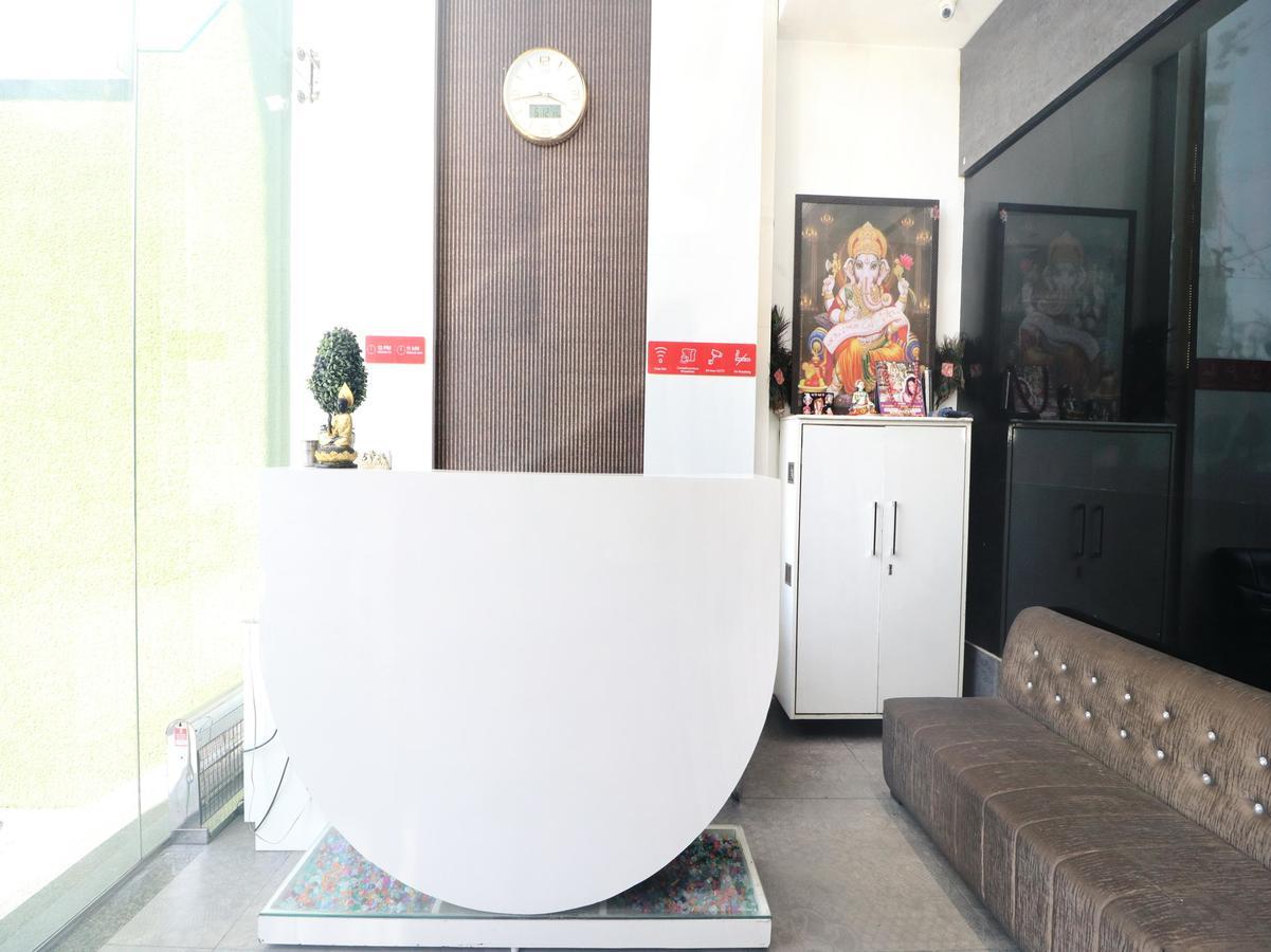 Oyo 14829 Hotel J Cruise Ludhiana Bagian luar foto