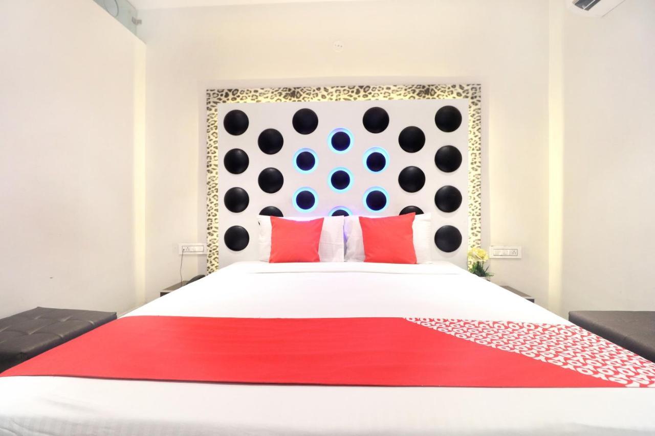 Oyo 14829 Hotel J Cruise Ludhiana Bagian luar foto
